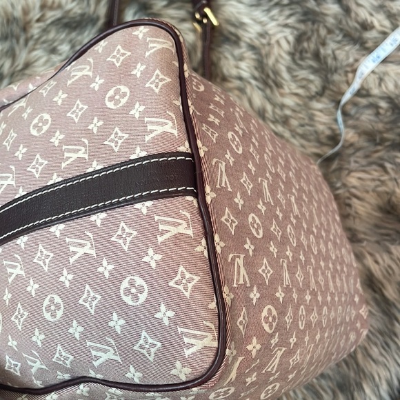 Authentic Louis Vuitton shoulder bag - Picture 8 of 11